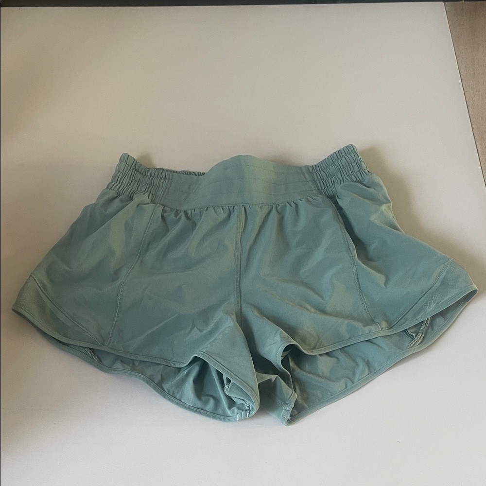 Lululemon athletic hotty hot shorts